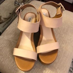 Steve Madden wood wedges